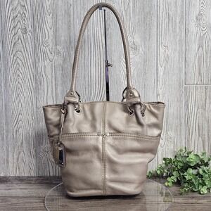 Tignanello Leather Tote Bag Champagne Metallic Shoulder Structured Minimal